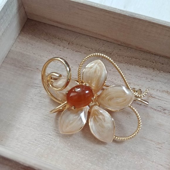70s Vintage Flower Brooch With Stone - Picture 3 of 3